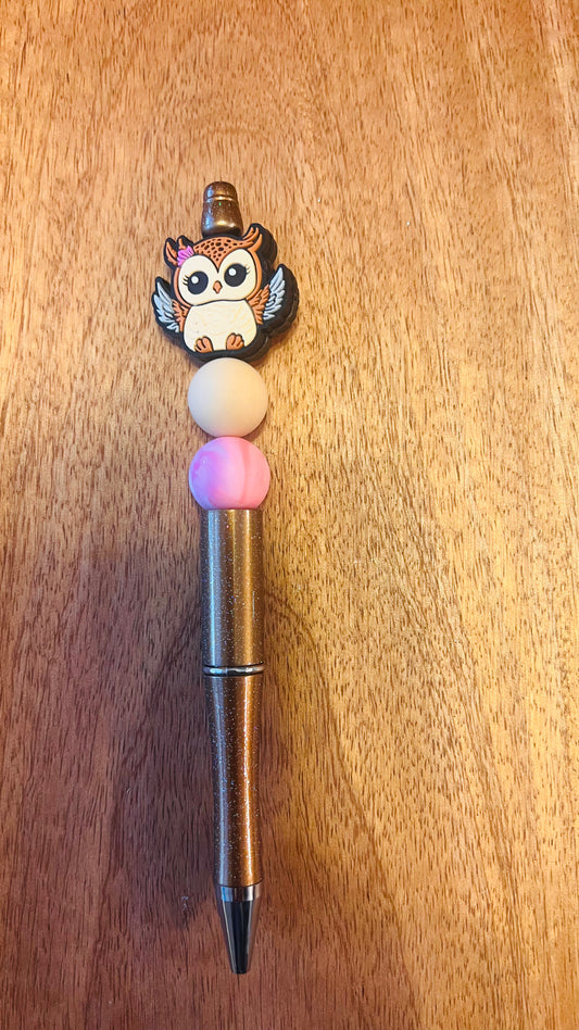 Pen with Owl Focal Colors: Tan and Pink Marble