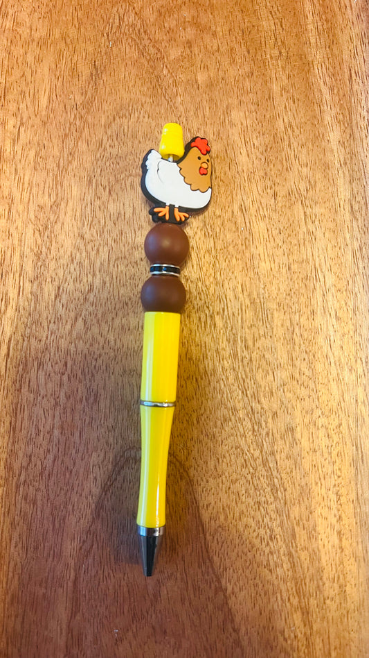 Pen with Chicken Focal Colors: Brown