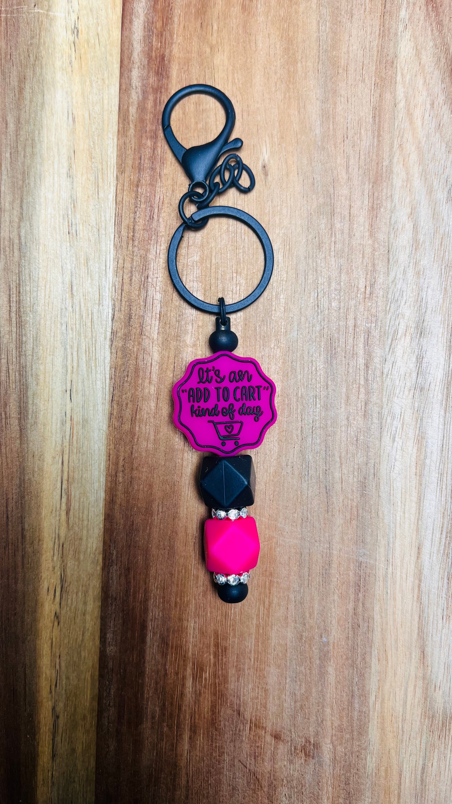 Bar Keychain with Shopping Focal