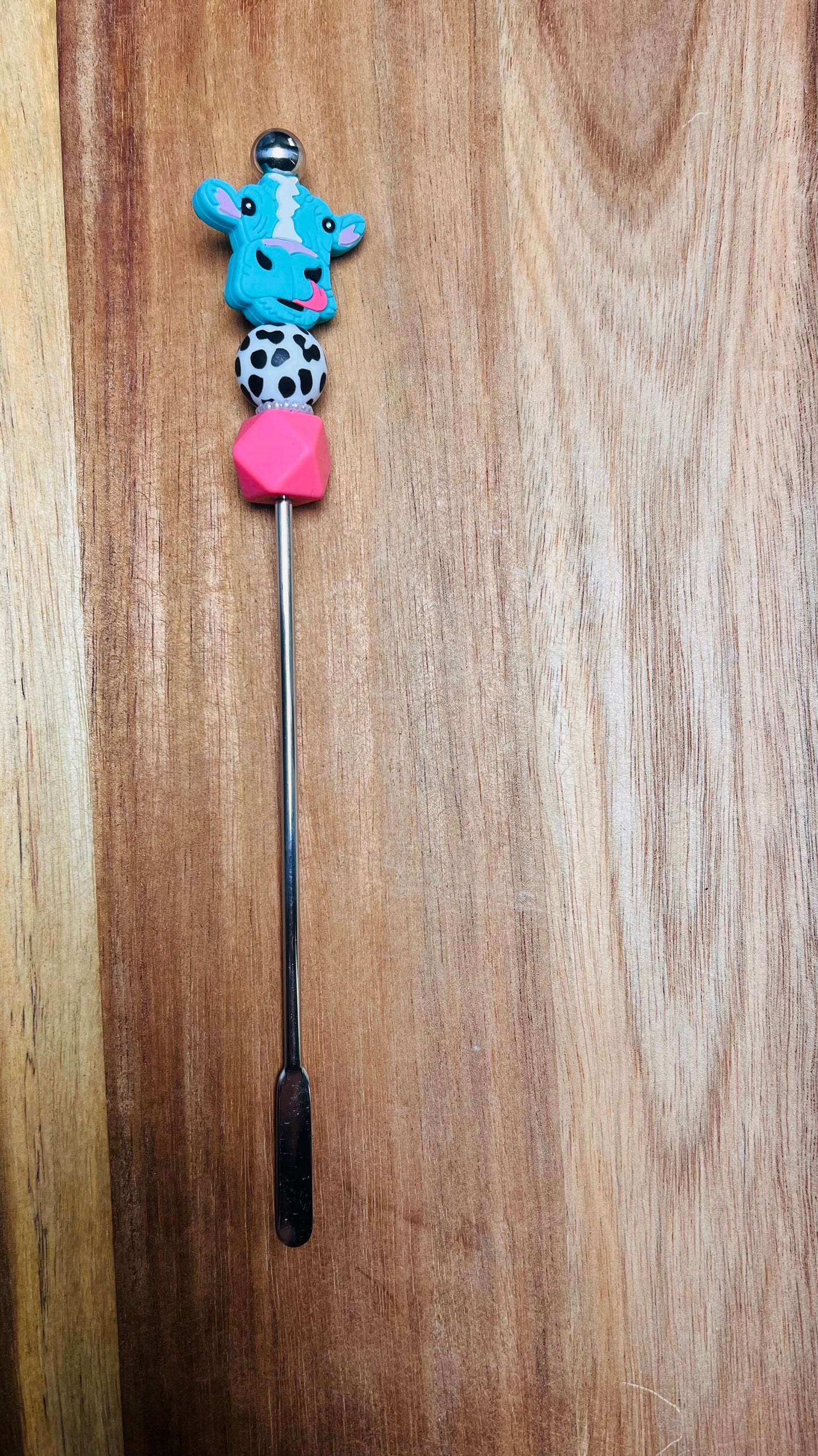 Coffee/Beverage stirrer with Blue cow focal